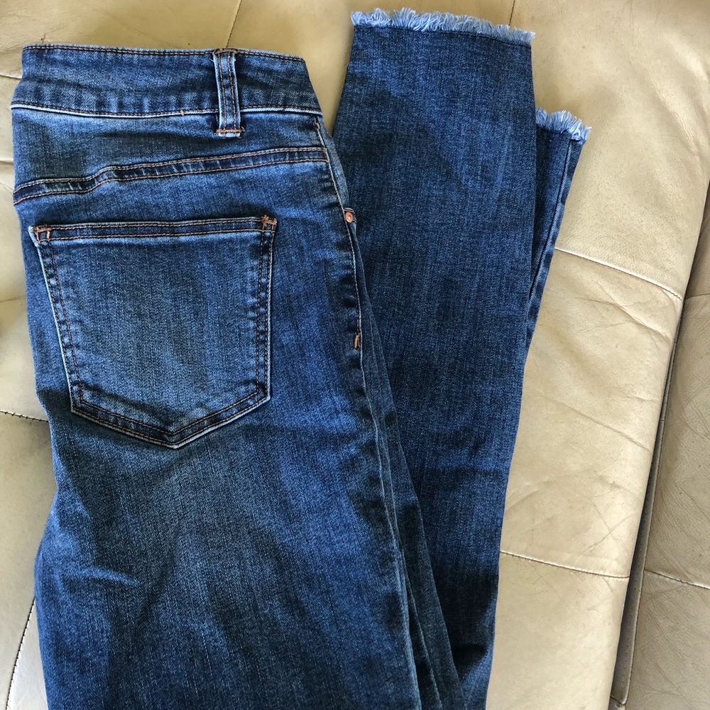 Refuge skinny jeans light distressing